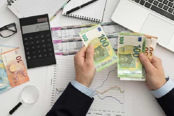 联邦快递股价因强劲财报及乐观展望而上涨